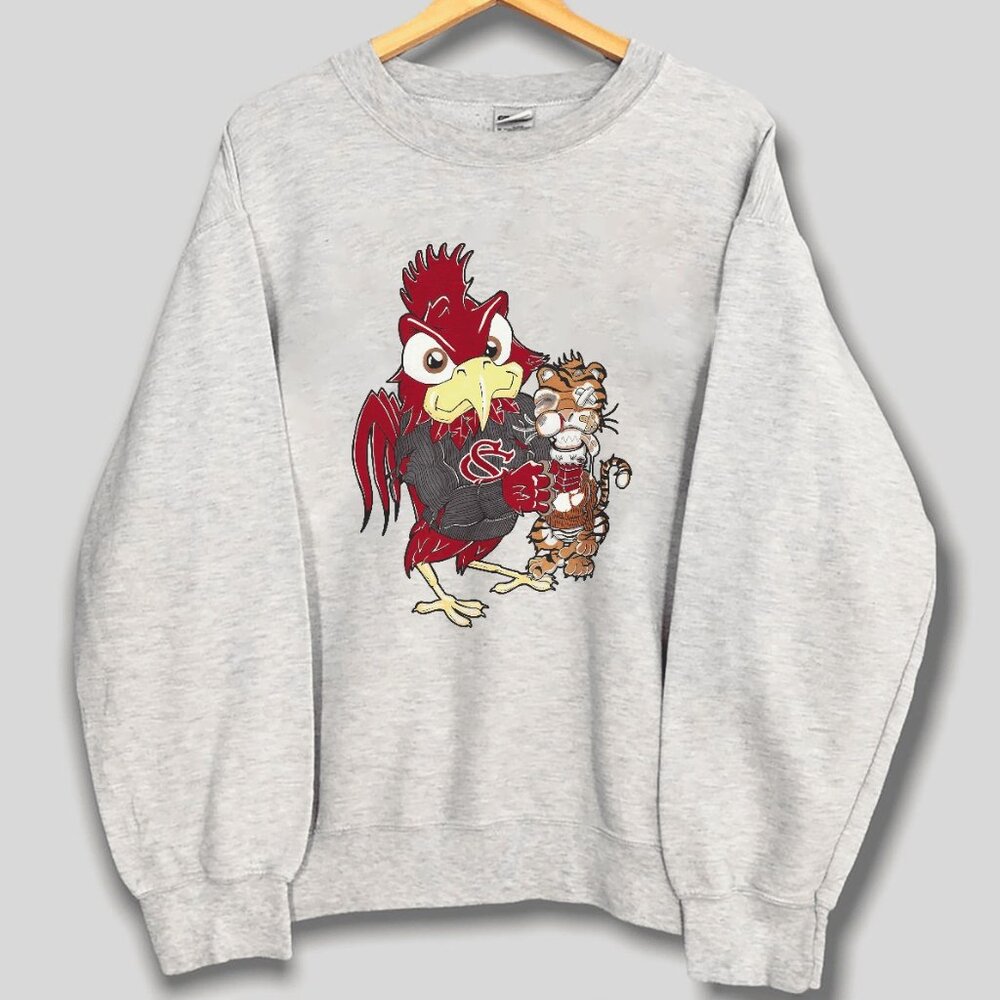Vintage University of South Carolina Gamecocks Retro NCAA Gamecocks Sweatshirt - Picture 1 of 2